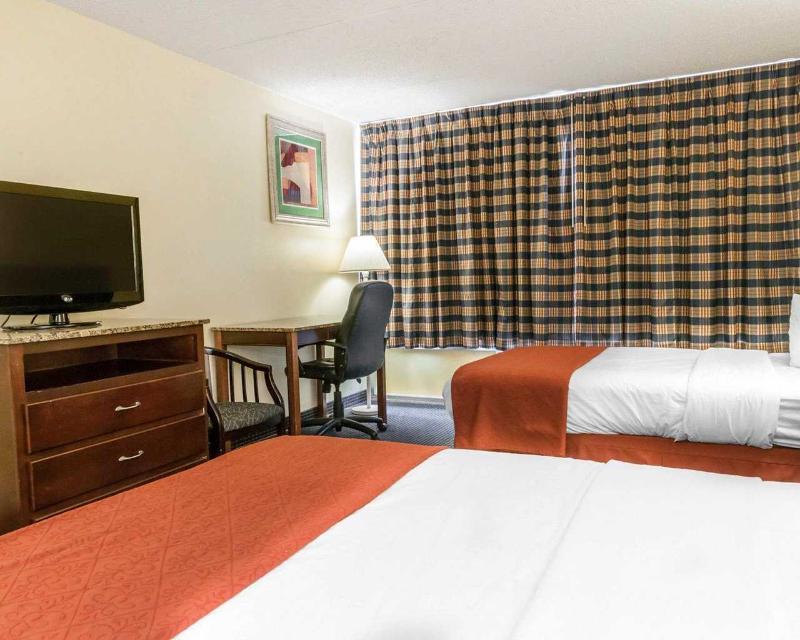 Rodeway Inn Conference Center Crawfordsville Zewnętrze zdjęcie