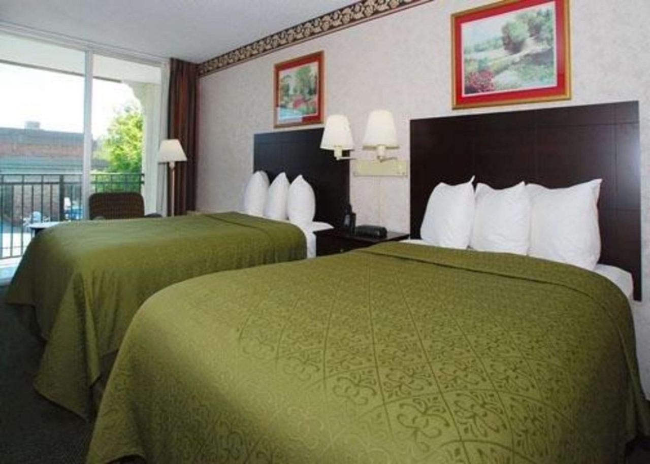 Rodeway Inn Conference Center Crawfordsville Zewnętrze zdjęcie